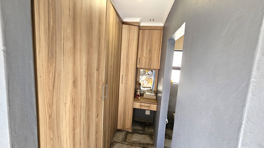 3 Bedroom Property for Sale in Melodie North West